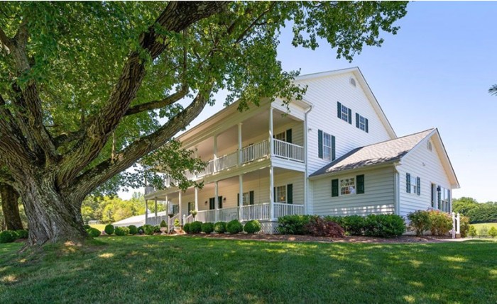Expert Siding Repair Services in Maryland Expert Siding Repair Services in Maryland